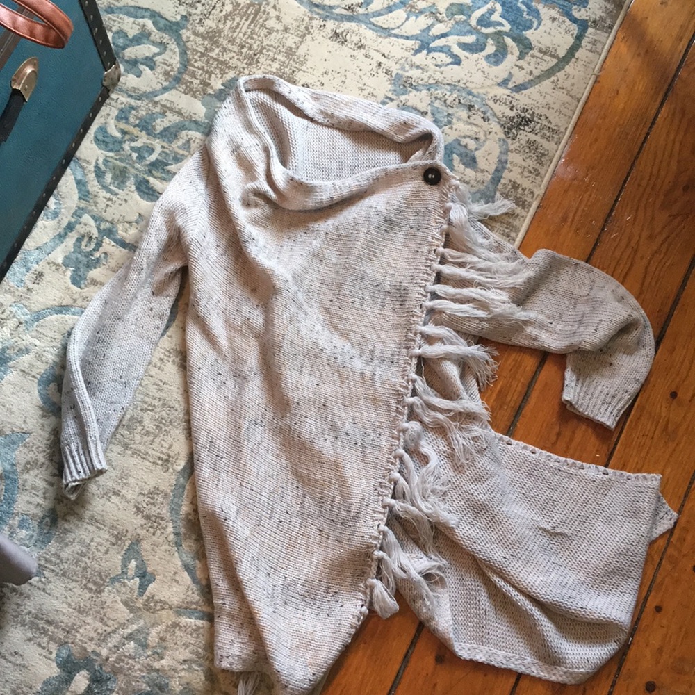 Fringe sweater
